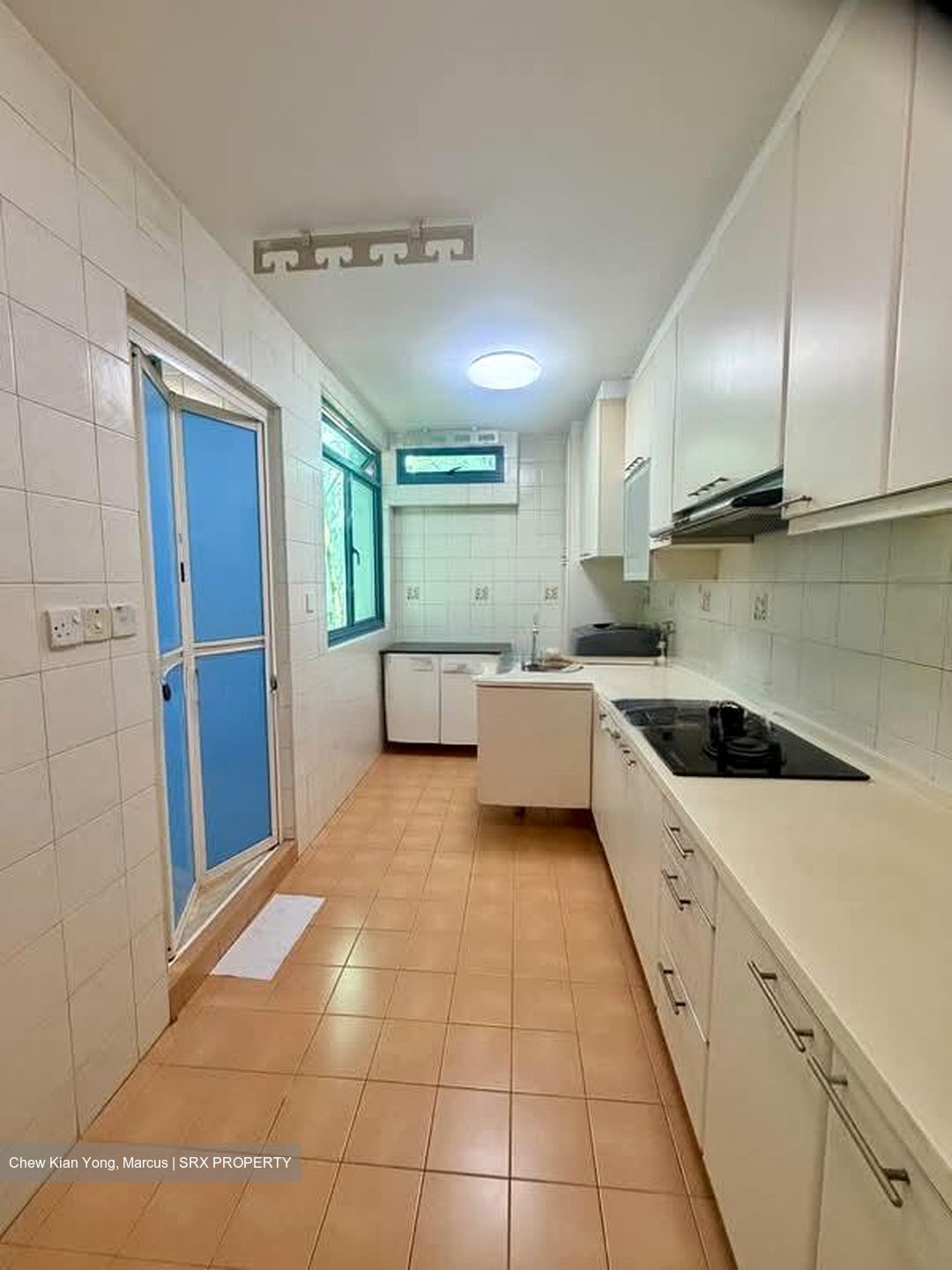Blk 184 Edgefield Plains (Punggol), HDB Executive #554805301